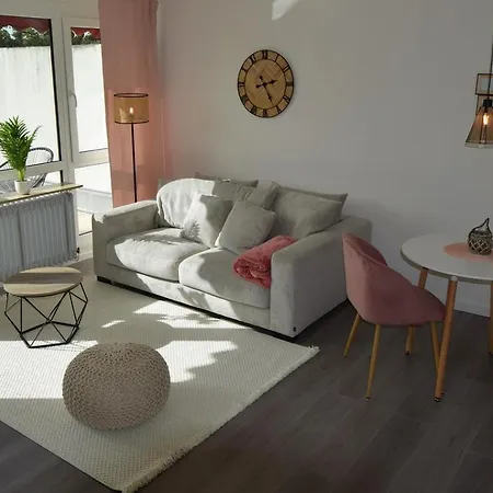 Schwieberdinger Sonnenterrassen-wohnung Appartement *
